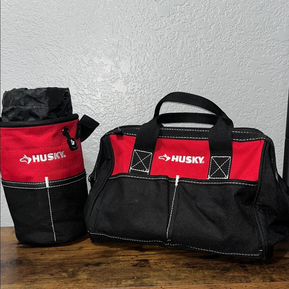 Husky Tool bag set/ Utility set Great Condition!!!! Never placed tools inside..
